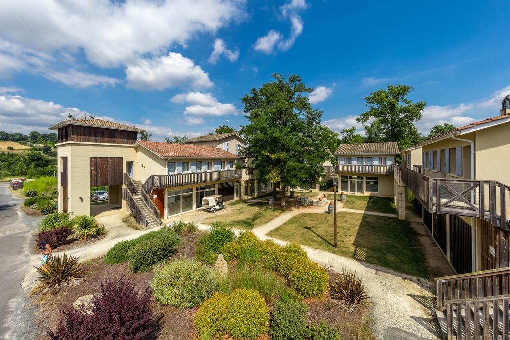 Vacanceole - Le Domaine Du Golf D'Albret Barbaste ภายนอก รูปภาพ
